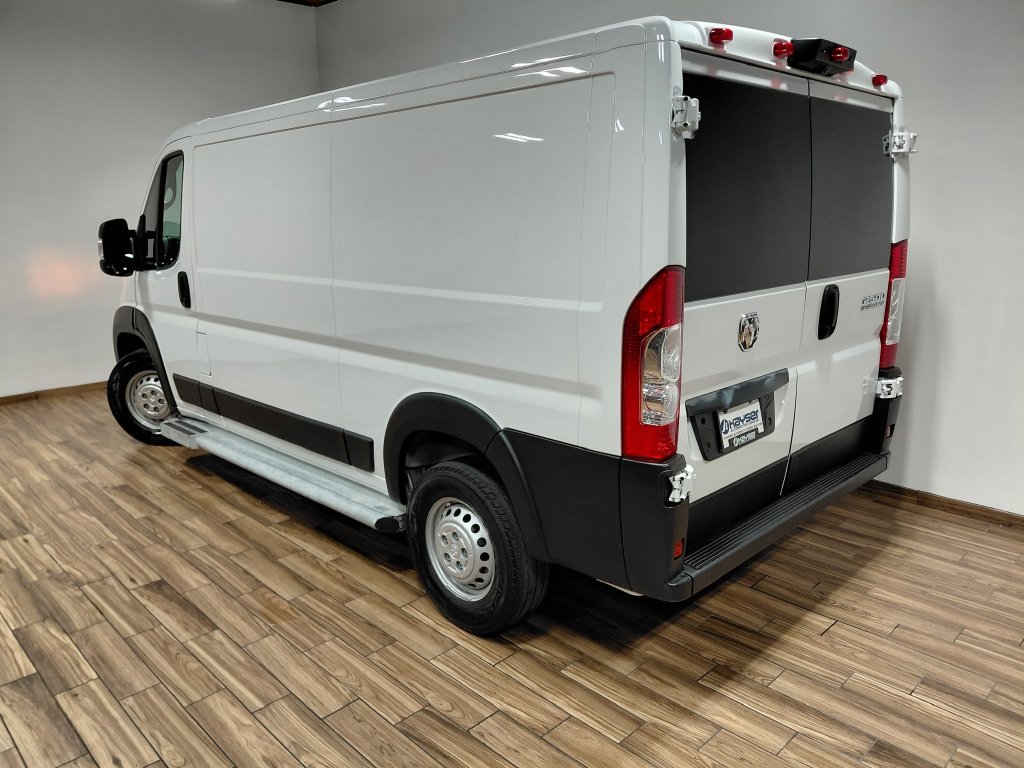 Used 2025 RAM ProMaster 2500 w/ U-Haul Equipment Group FWD image 22