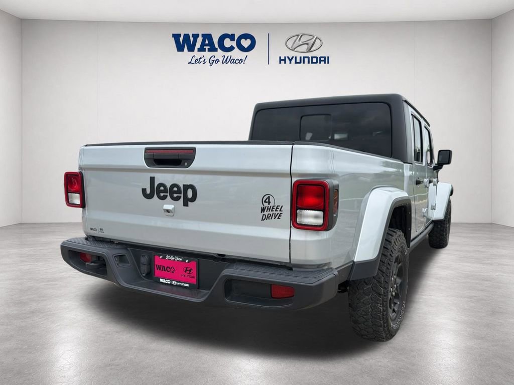 Used 2023 Jeep Gladiator Sport AWD/4WD image 11