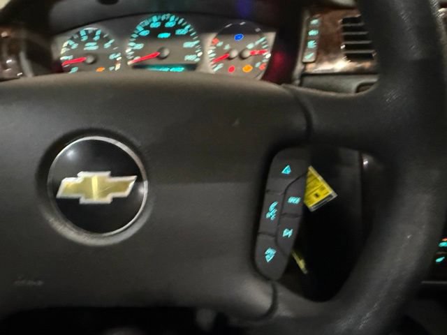Used 2015 Chevrolet Impala LTZ FWD image 16