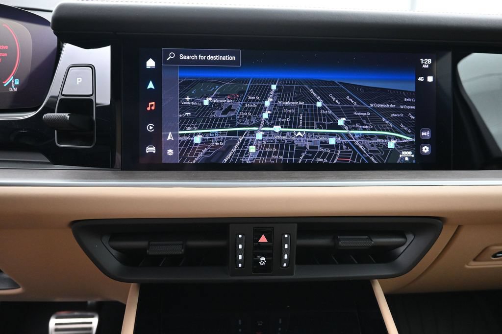 Certified 2025 Porsche Cayenne S AWD/4WD image 27