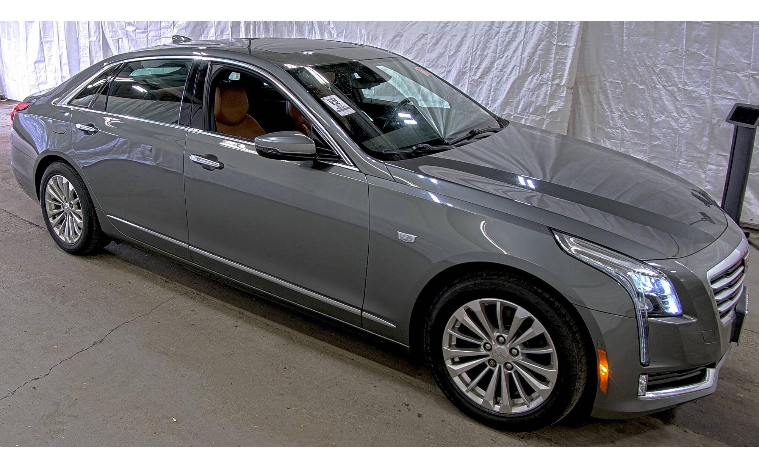 Used 2017 Cadillac CT6 Luxury AWD/4WD image 3