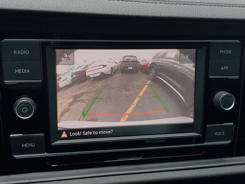Used 2023 Volkswagen Jetta SE FWD image 22