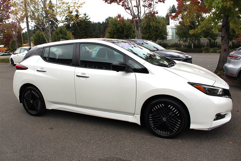 Used 2025 Nissan Leaf SV Plus FWD image 6