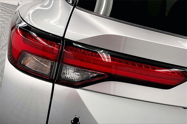 Used 2024 Mitsubishi Outlander SEL image 31