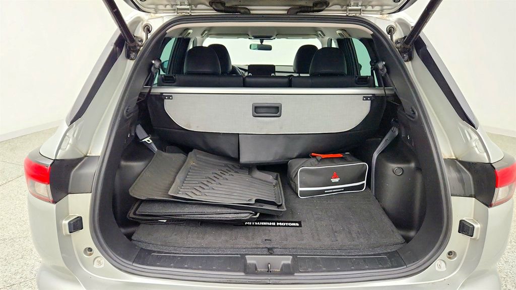 Used 2022 Mitsubishi Outlander SE AWD/4WD image 21