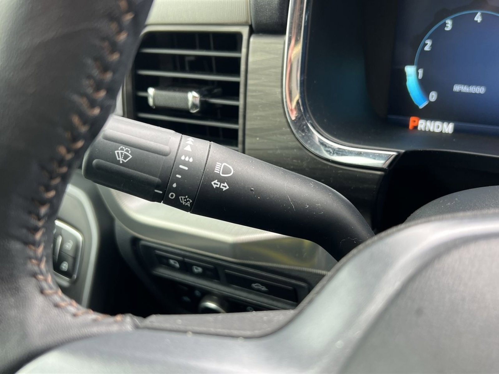 Used 2024 Ford F150 Lariat w/ Bed Utility Package image 31