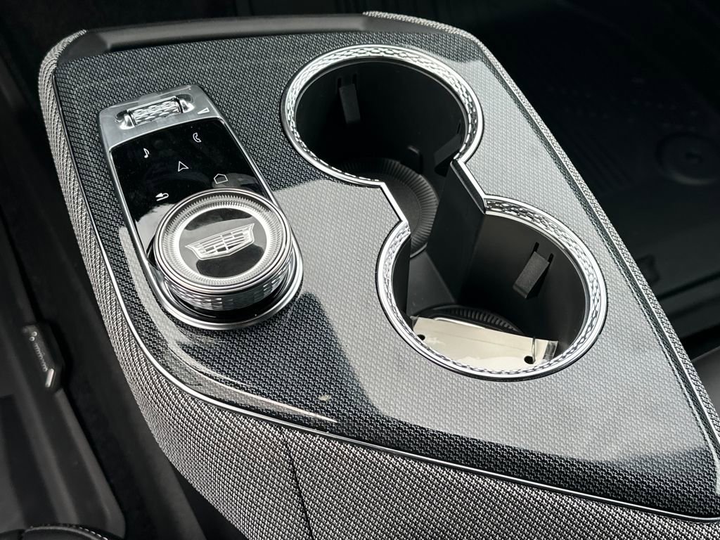 New 2026 Cadillac Optiq Sport 1 image 21