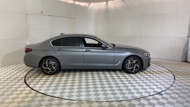 Used 2023 BMW 530i 530i w/ Premium Package image 9