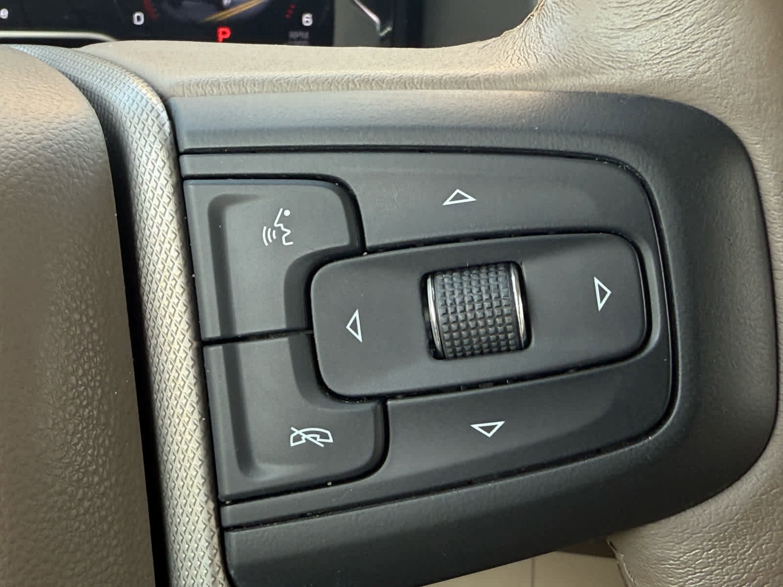 Used 2022 GMC Yukon Denali image 22