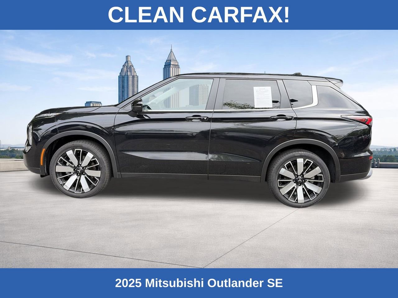 Used 2025 Mitsubishi Outlander SE FWD image 2