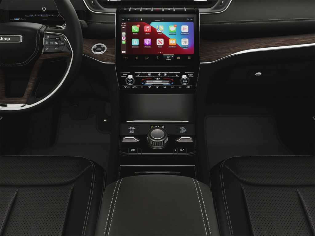 New 2025 Jeep Grand Cherokee Overland w/ Trailer Tow Package image 26