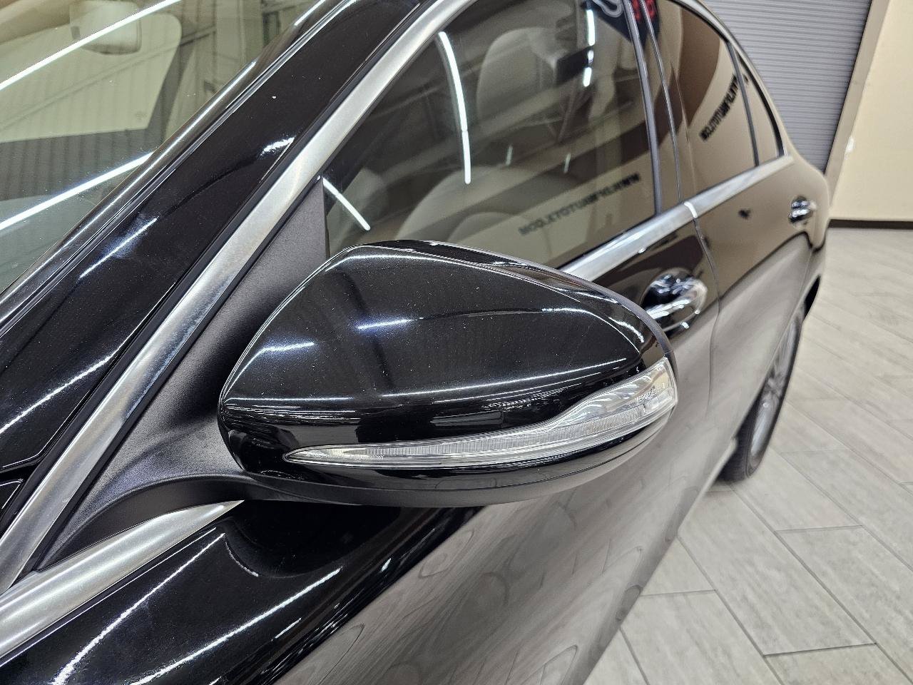 Used 2015 Mercedes-Benz C 300 4MATIC Sedan w/ Multimedia Package image 10