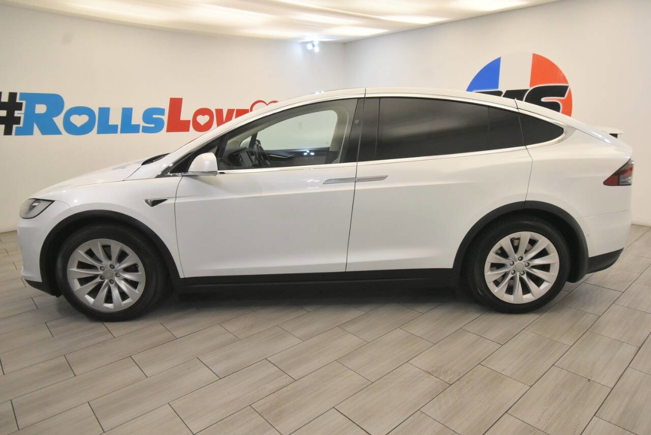 Used 2017 Tesla Model X 75D image 2