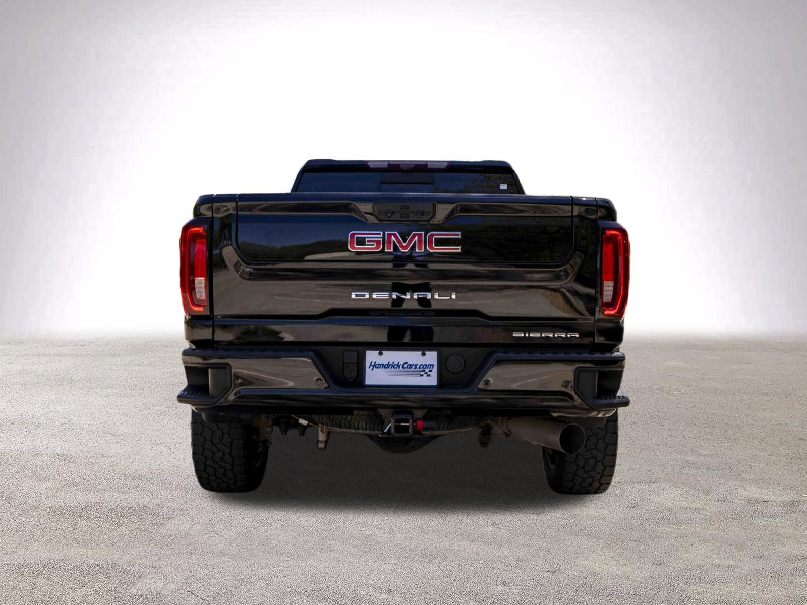 Used 2022 GMC Sierra 3500 Denali w/ Denali Ultimate Package AWD/4WD image 8