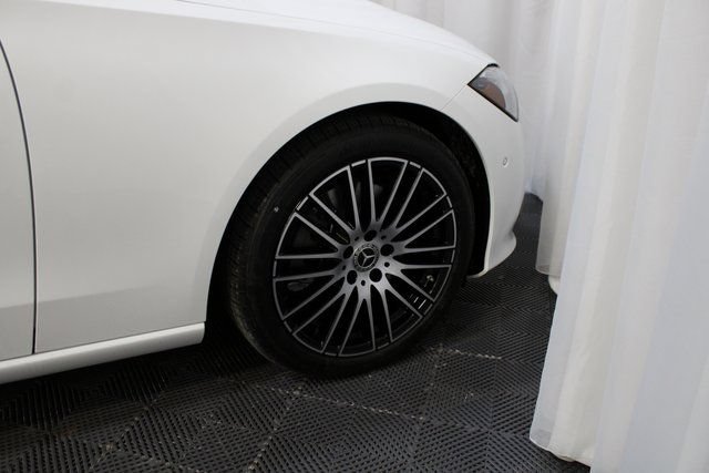 New 2025 Mercedes-Benz C 300 4MATIC Sedan image 11