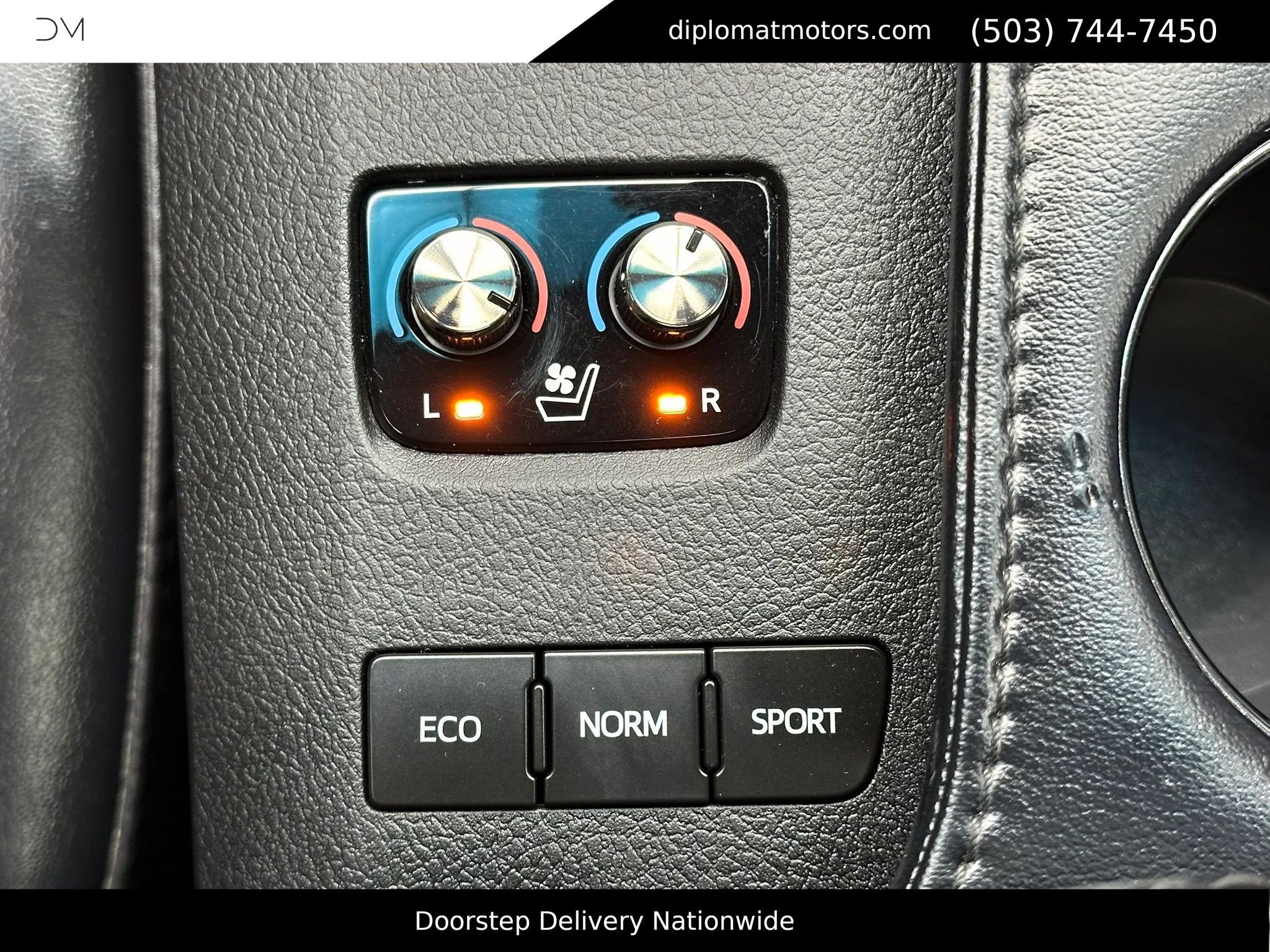 Used 2016 Toyota Avalon Limited w/ Toyota Safety Sense Package image 35