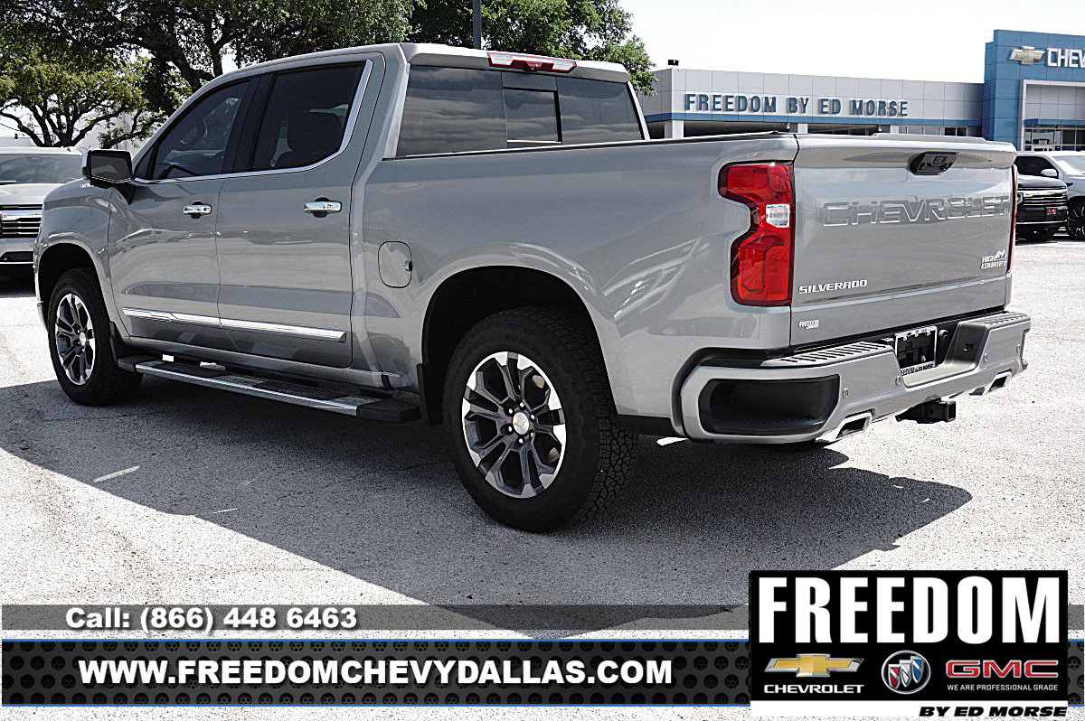 New 2025 Chevrolet Silverado 1500 High Country w/ Technology Package AWD/4WD image 5