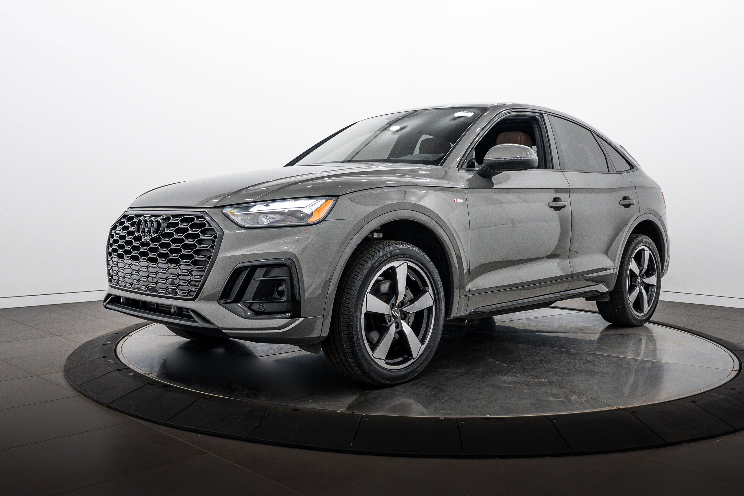 Certified 2023 Audi Q5 2.0T Premium Plus w/ Premium Plus Package AWD/4WD image 7