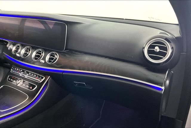 Used 2018 Mercedes-Benz E 300 w/ Premium 3 Package image 17