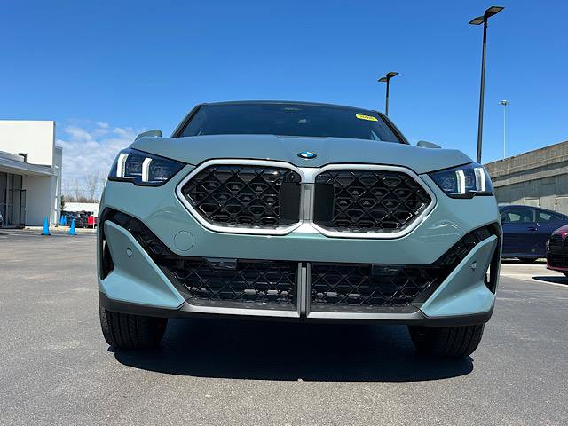 New 2026 BMW X2 xDrive28i w/ Technology Package image 2