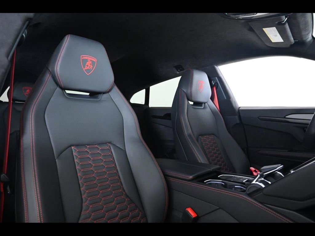 Used 2024 Lamborghini Urus S image 14