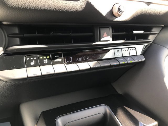 New 2026 Toyota Crown Platinum AWD/4WD image 19