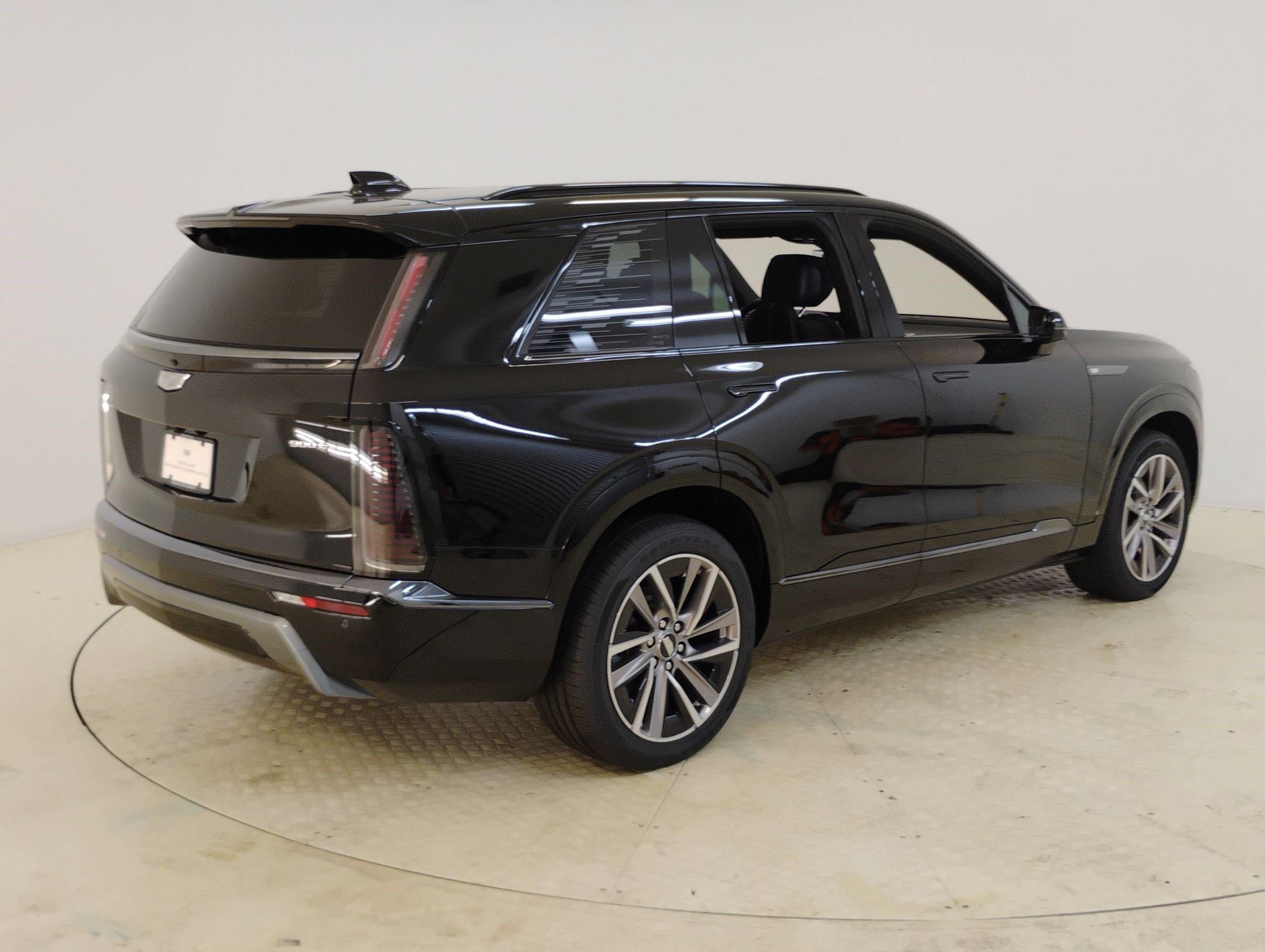 New 2026 Cadillac Vistiq Sport w/ LPO, Floor Liner Package image 9