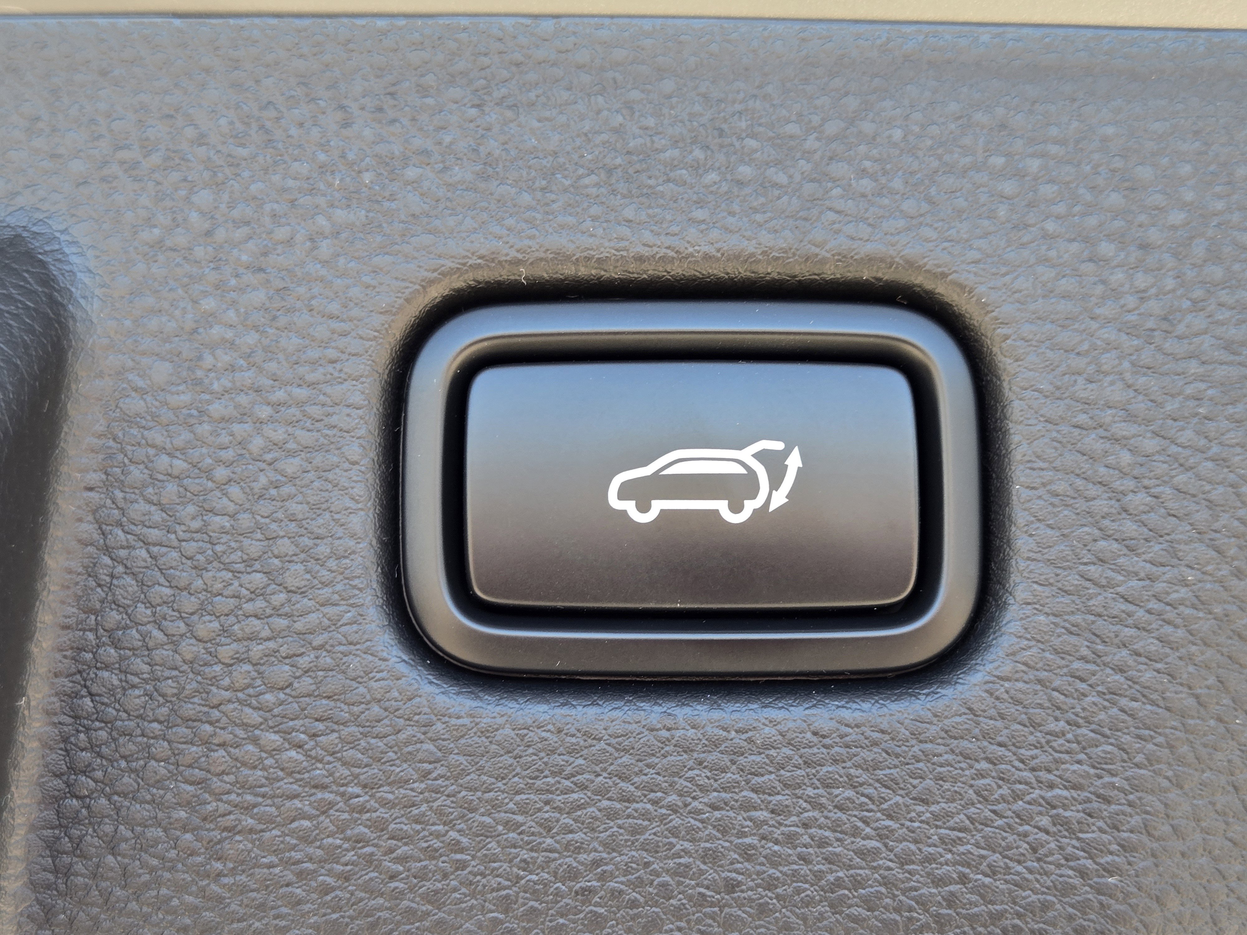 Used 2025 Kia Seltos EX image 13