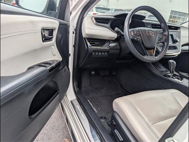 Used 2018 Toyota Avalon Limited w/ Protection Package image 6