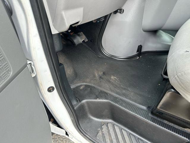 Used 2012 Ford E-250 and Econoline 250 w/ PWR Group image 18