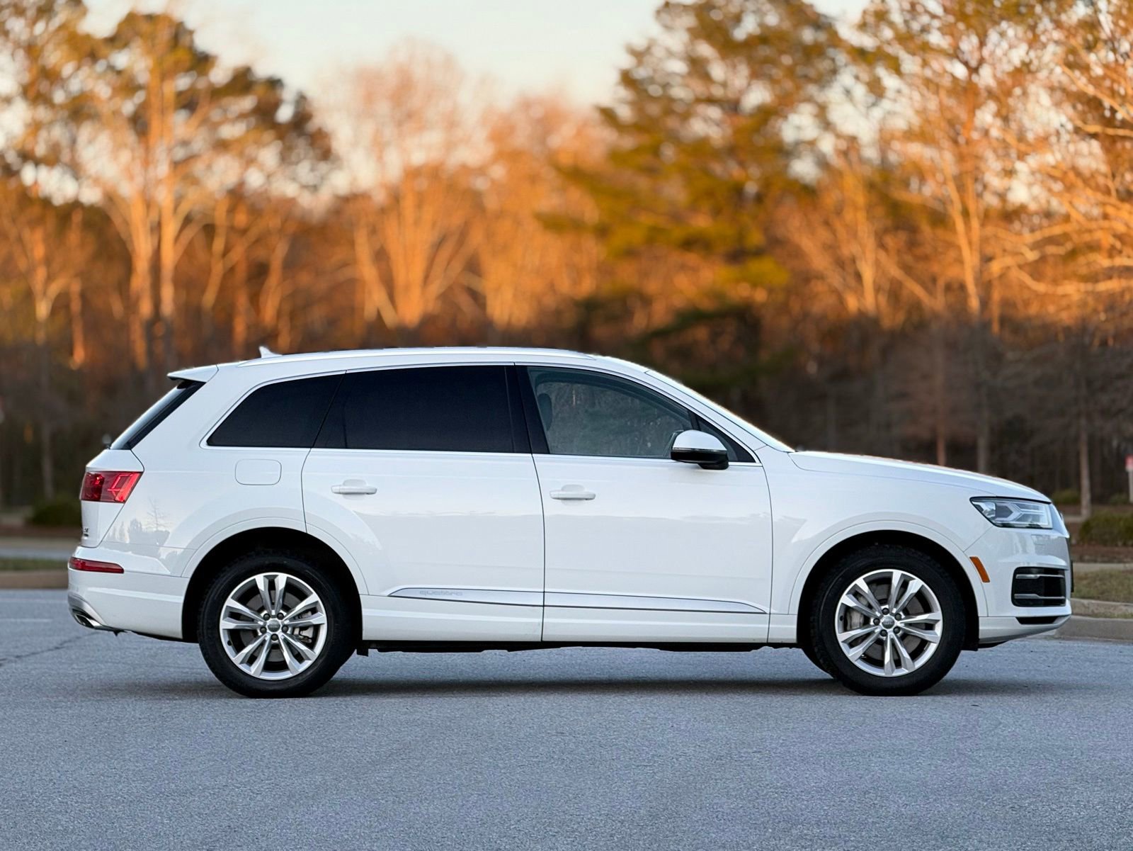 Used 2018 Audi Q7 3.0T Premium Plus image 11