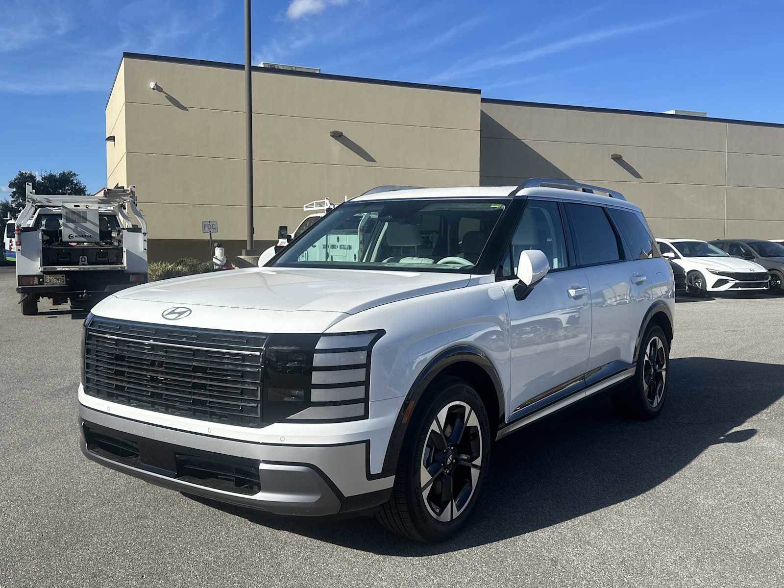 New 2026 Hyundai Palisade Limited FWD image 4