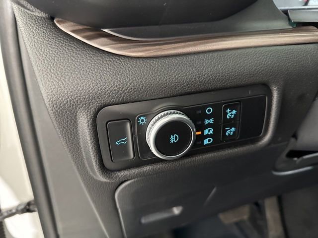 Used 2023 Ford Explorer Limited w/ Limited Technology Package image 25