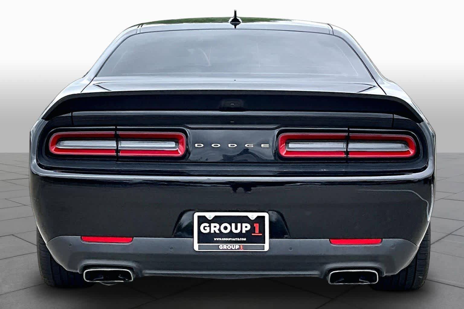 Used 2021 Dodge Challenger R/T Scat Pack RWD image 5