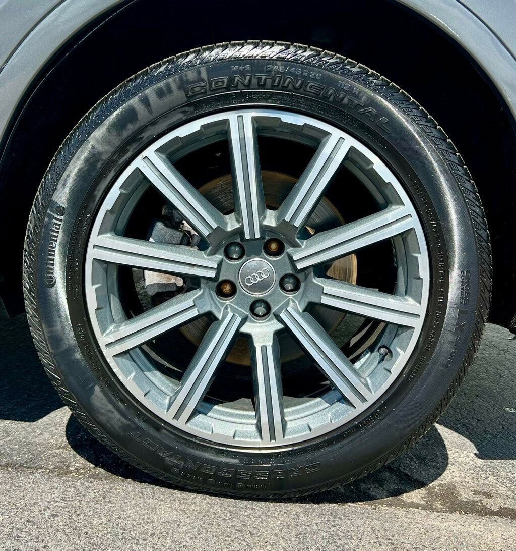 Used 2017 Audi Q7 3.0T Premium Plus AWD/4WD image 28
