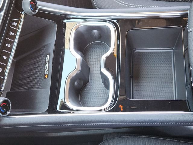 New 2025 Chevrolet Traverse LT w/ Driver Confidence Package image 16