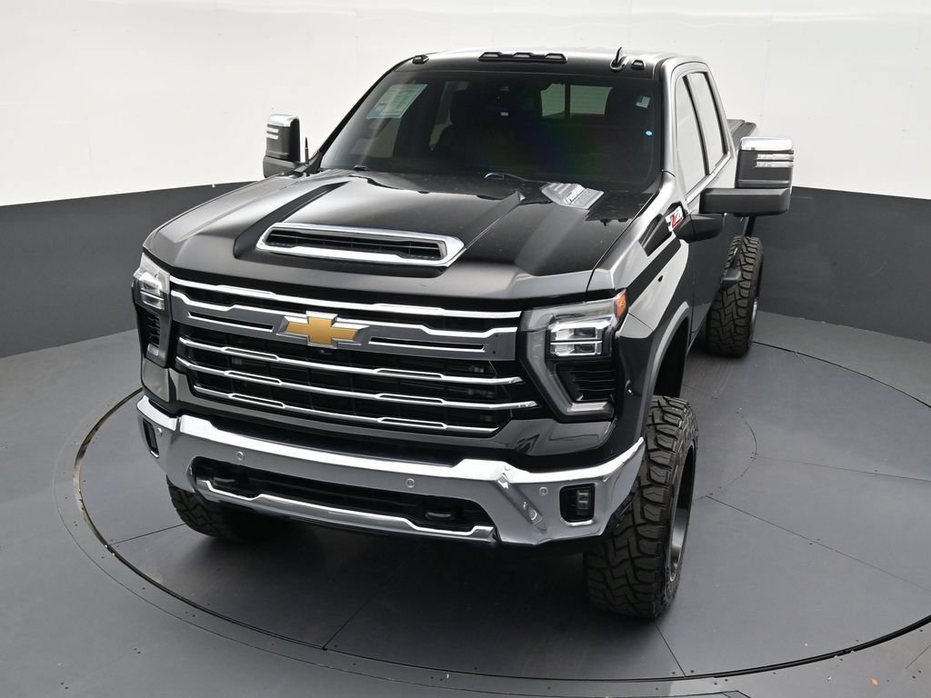 Used 2024 Chevrolet Silverado 2500 LTZ w/ LTZ Plus Package AWD/4WD image 20