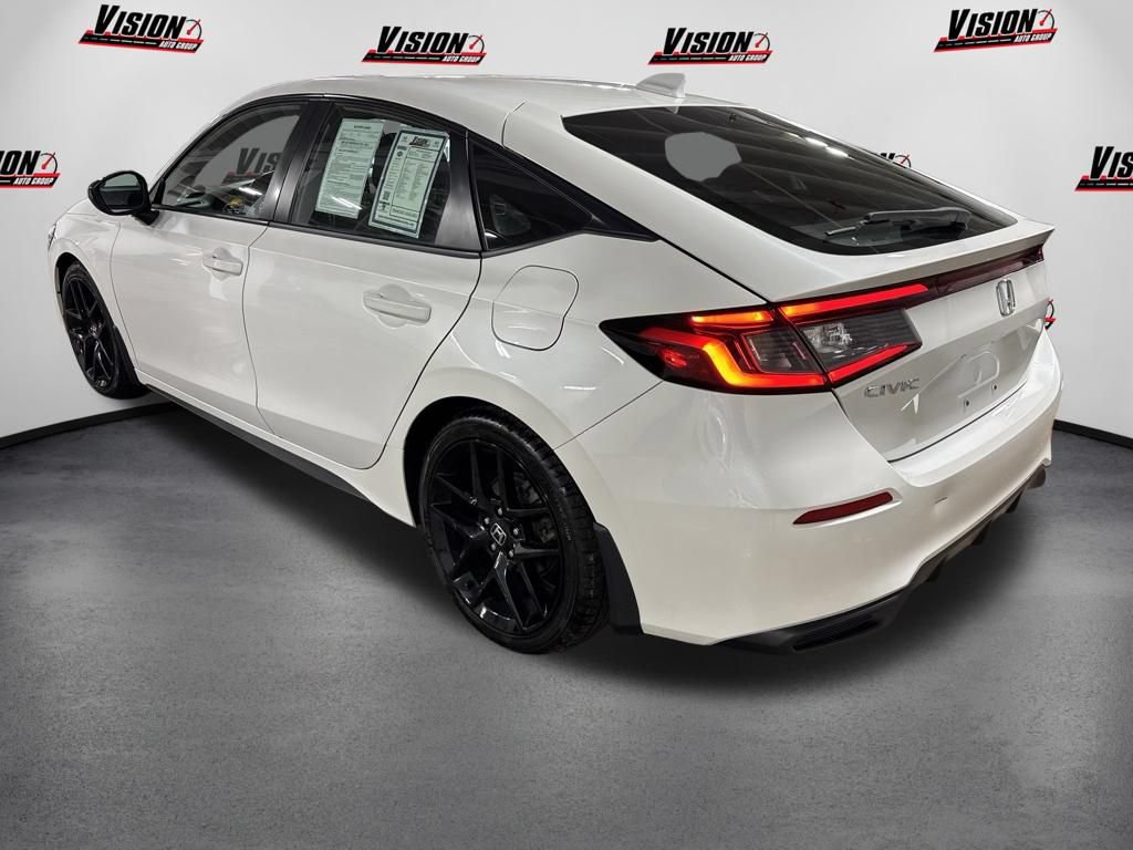 Used 2023 Honda Civic Sport image 7