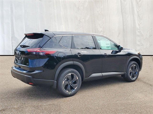 New 2026 Nissan Rogue SV image 4