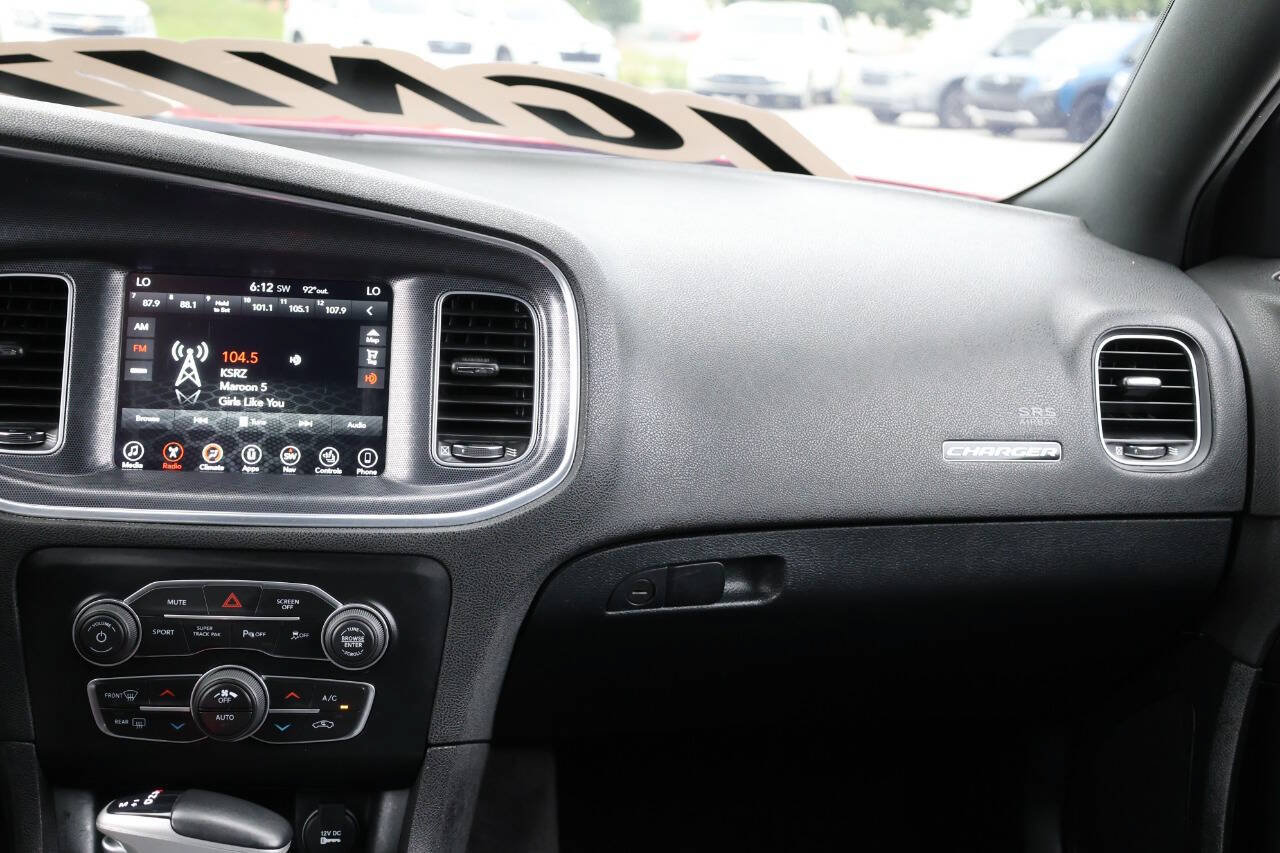 Used 2017 Dodge Charger R/T Scat Pack w/ Beats Audio Group RWD image 25