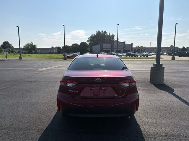 Certified 2025 Toyota Corolla LE FWD image 14