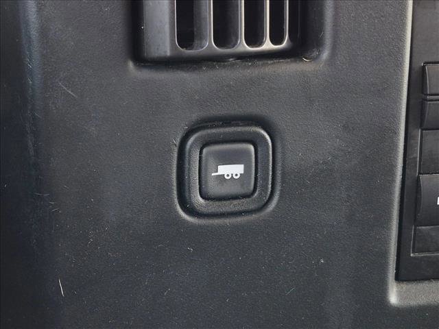 Used 2015 Chevrolet Express 2500 RWD image 16