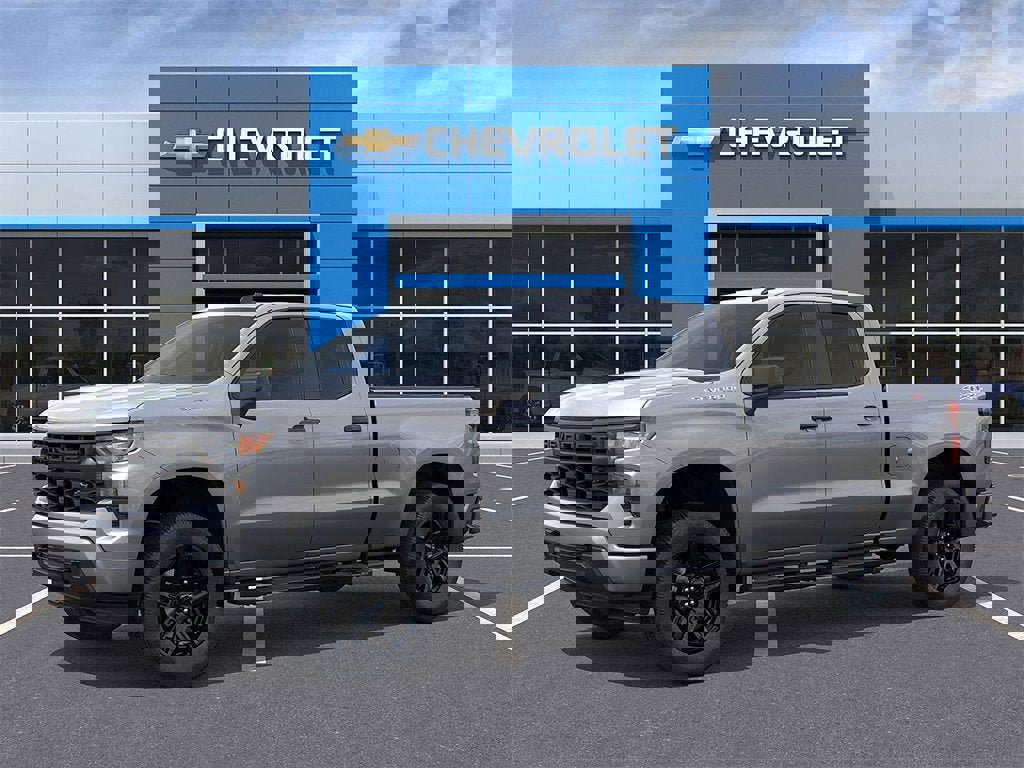 New 2026 Chevrolet Silverado 1500 Custom image 3