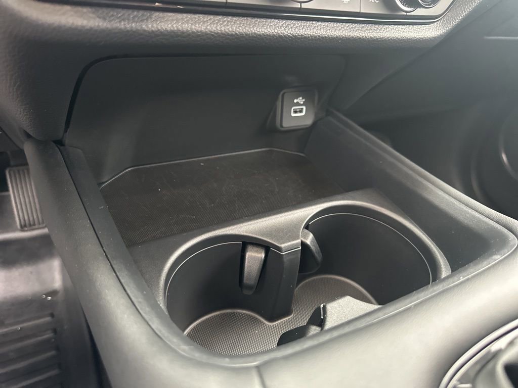 Used 2023 Honda HR-V LX image 17