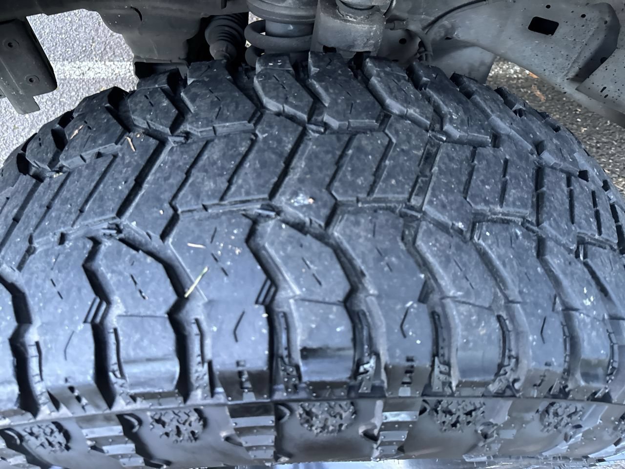 Used 2019 RAM 1500 Laramie AWD/4WD image 12