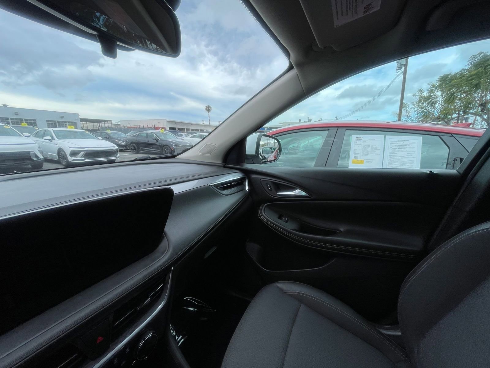 Used 2025 Buick Encore GX Preferred FWD image 36