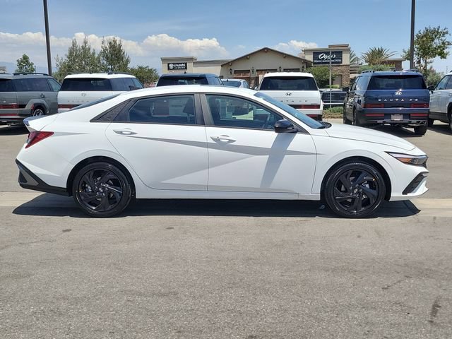 New 2026 Hyundai Elantra SEL Sport FWD image 31
