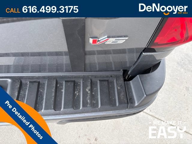 Used 2022 Chevrolet Colorado Z71 w/ Safety Package AWD/4WD image 10
