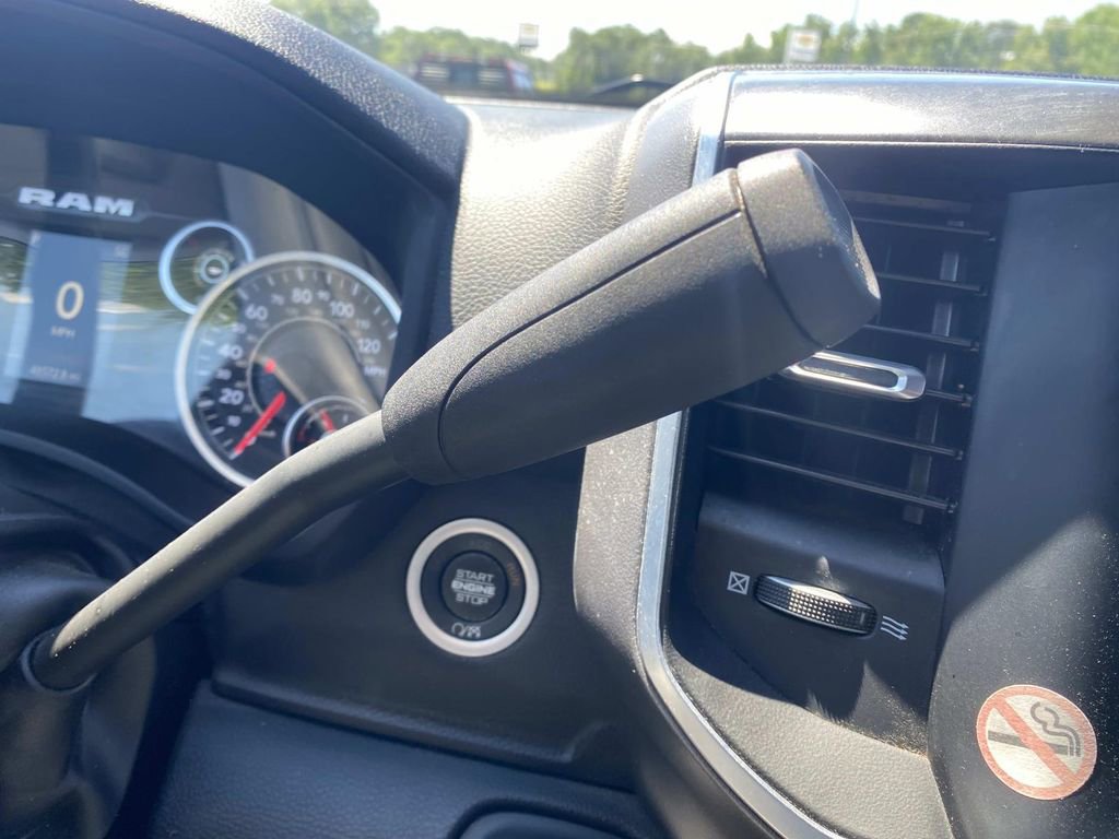 Used 2024 RAM 3500 Big Horn image 32