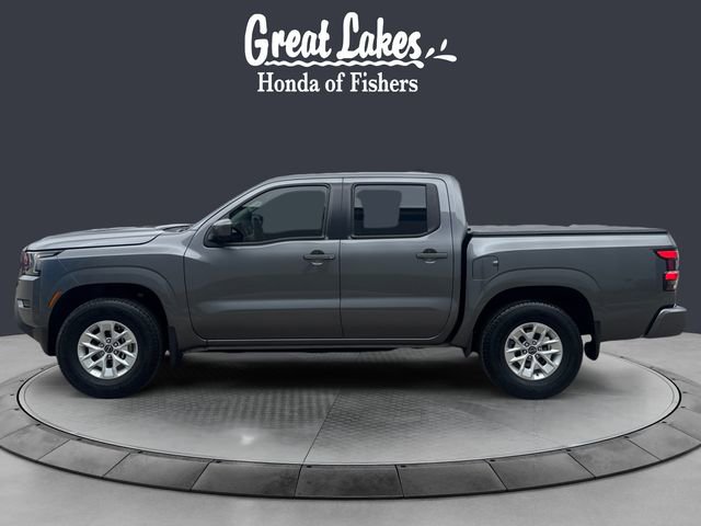 Used 2024 Nissan Frontier SV image 2